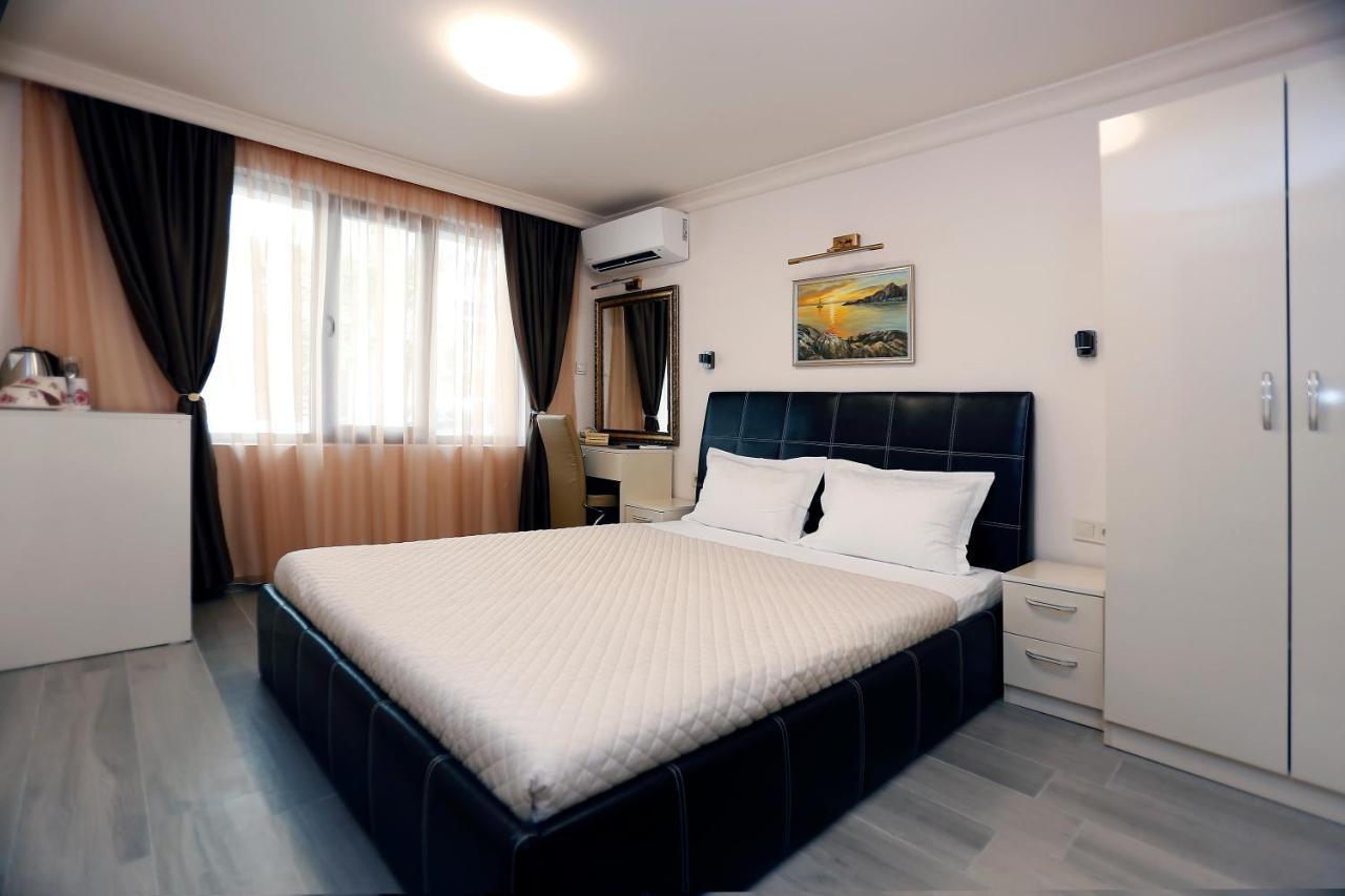 Deluxe 2 Studios City Center Бургас Экстерьер фото